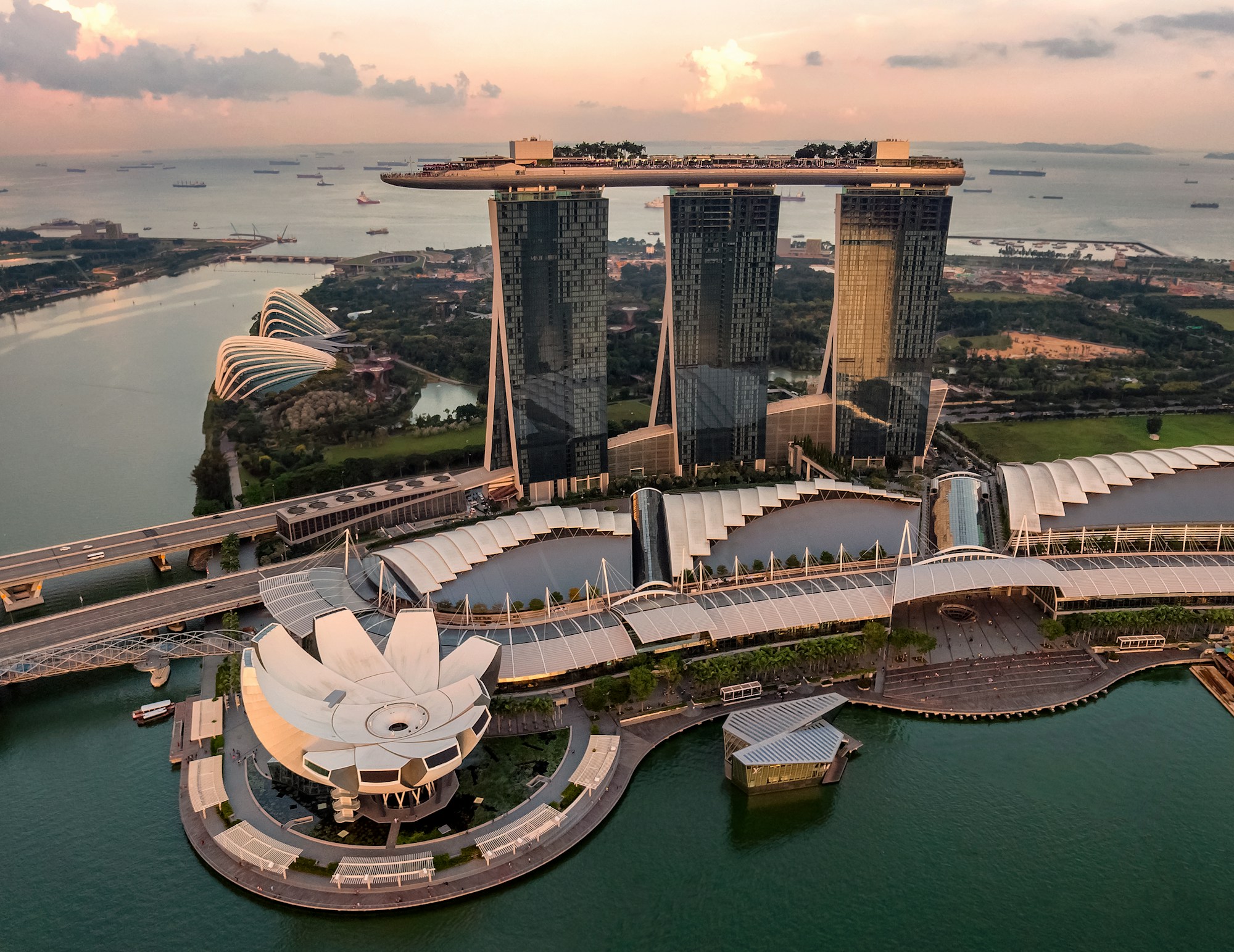 Singapore Marina Bay skyline at dusk
